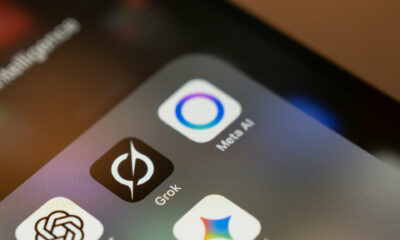 Grok ia apple app store