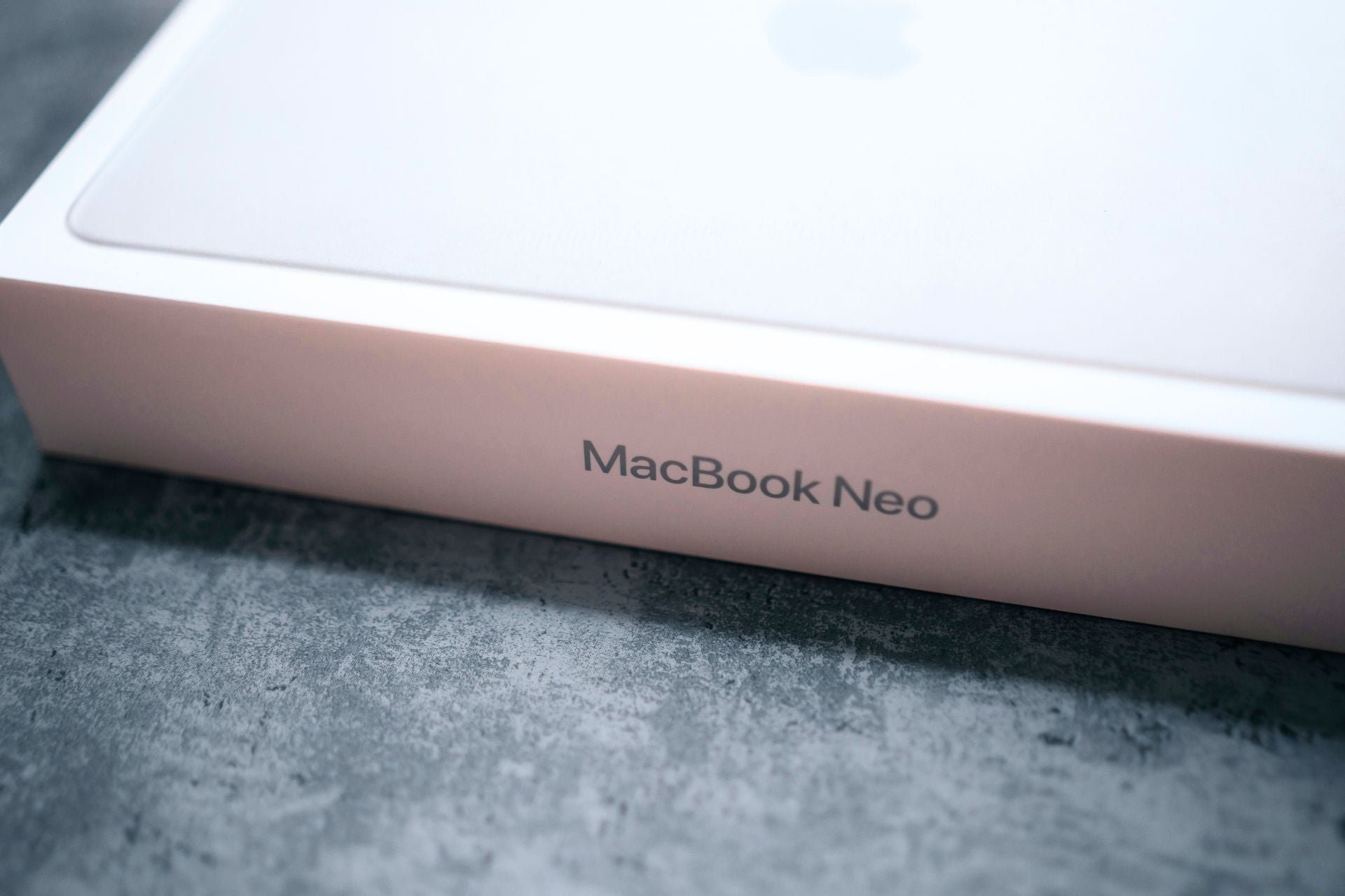 MacBook Neo boîte