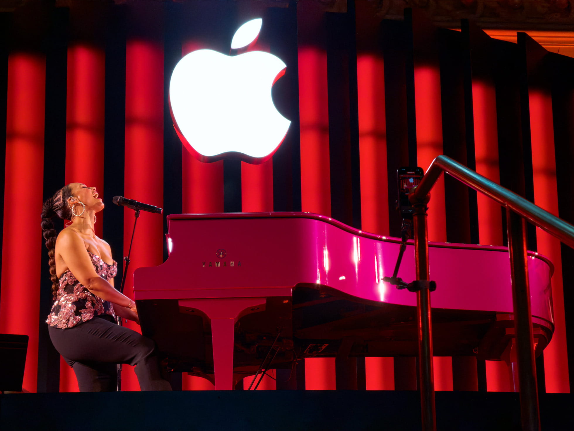 Anniversaire 50 ans apple concert news york alicia keys
