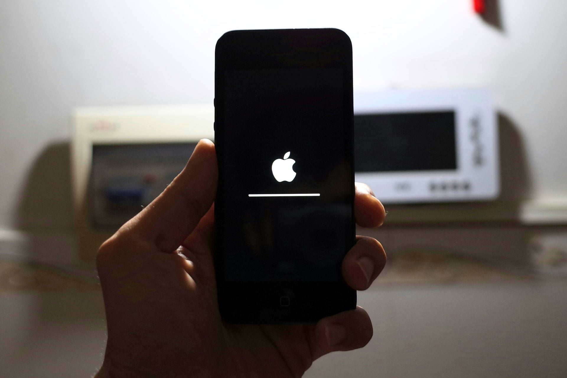iPhone logo Apple (3)