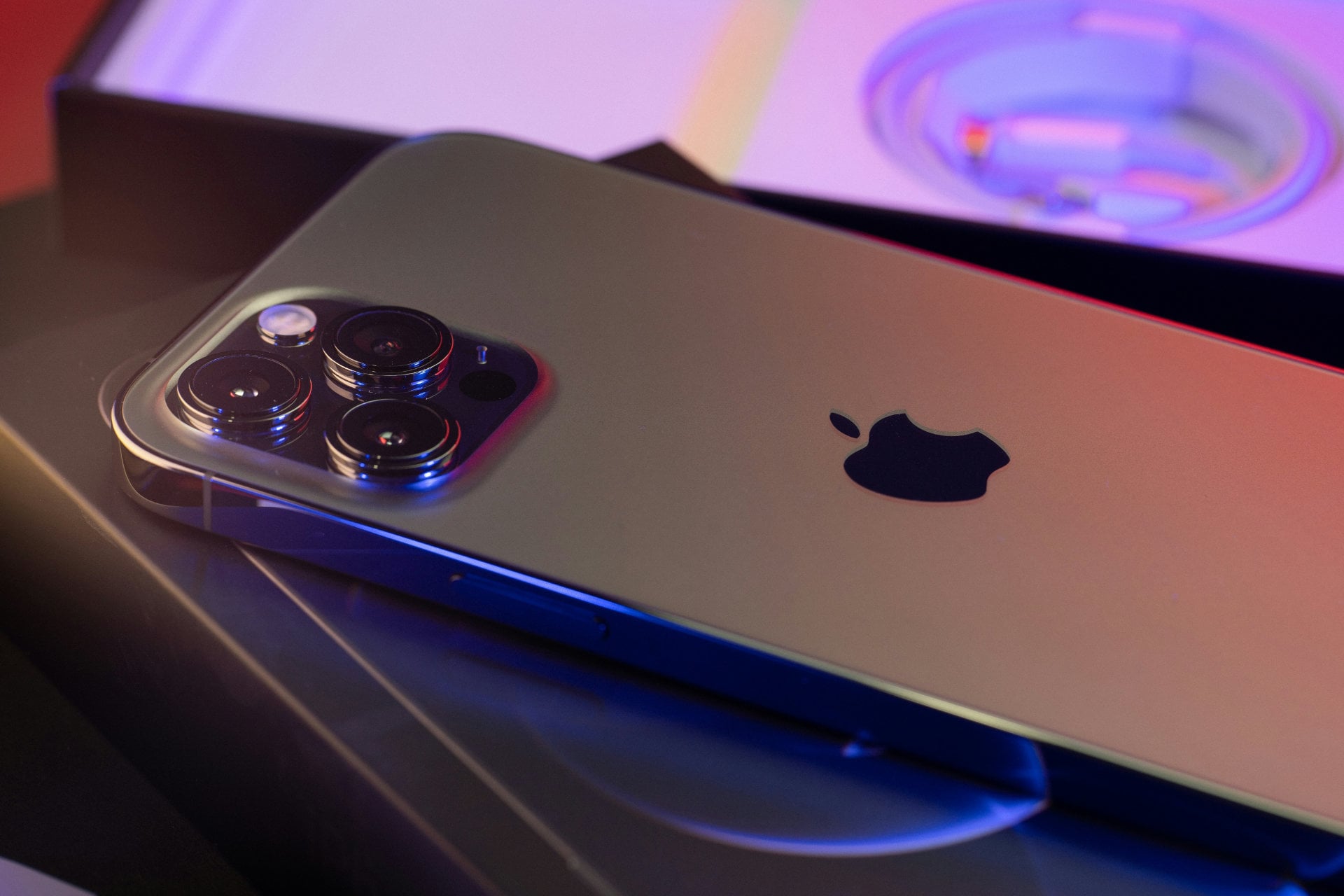 Apple iPhone iOS bug