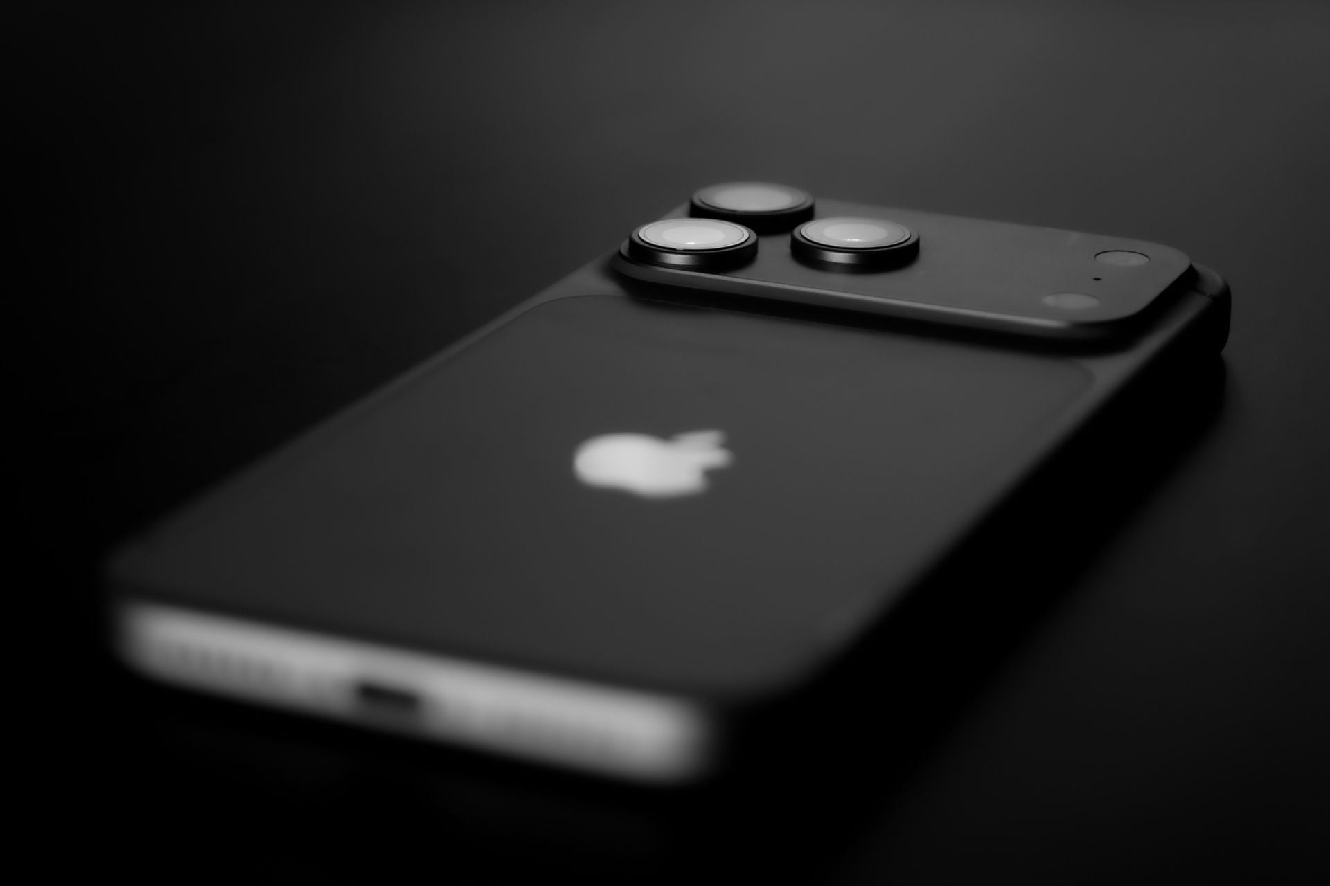 iPhone 17 Pro noir (2)