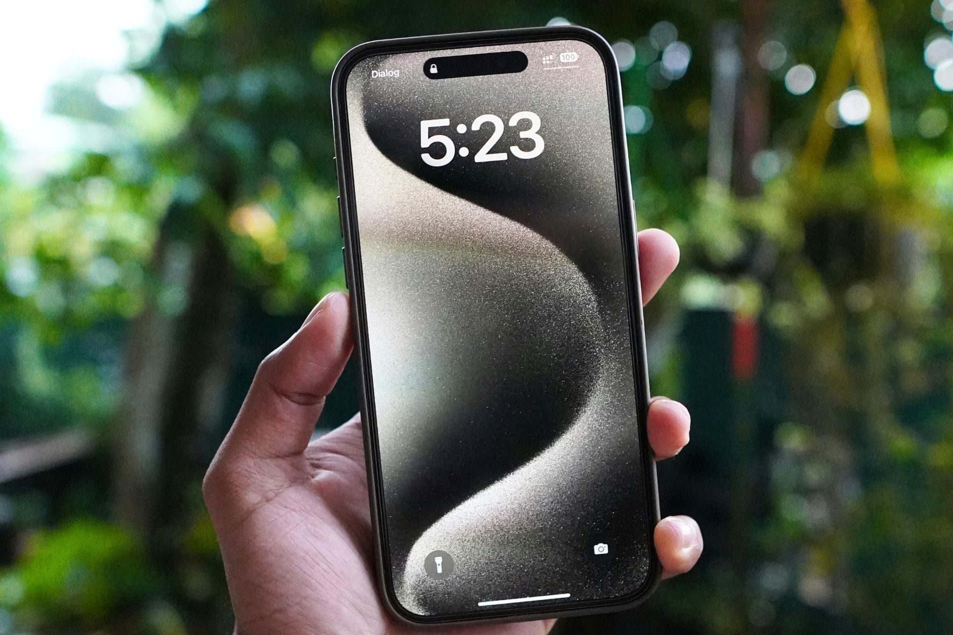 iPhone 15 verrouillé