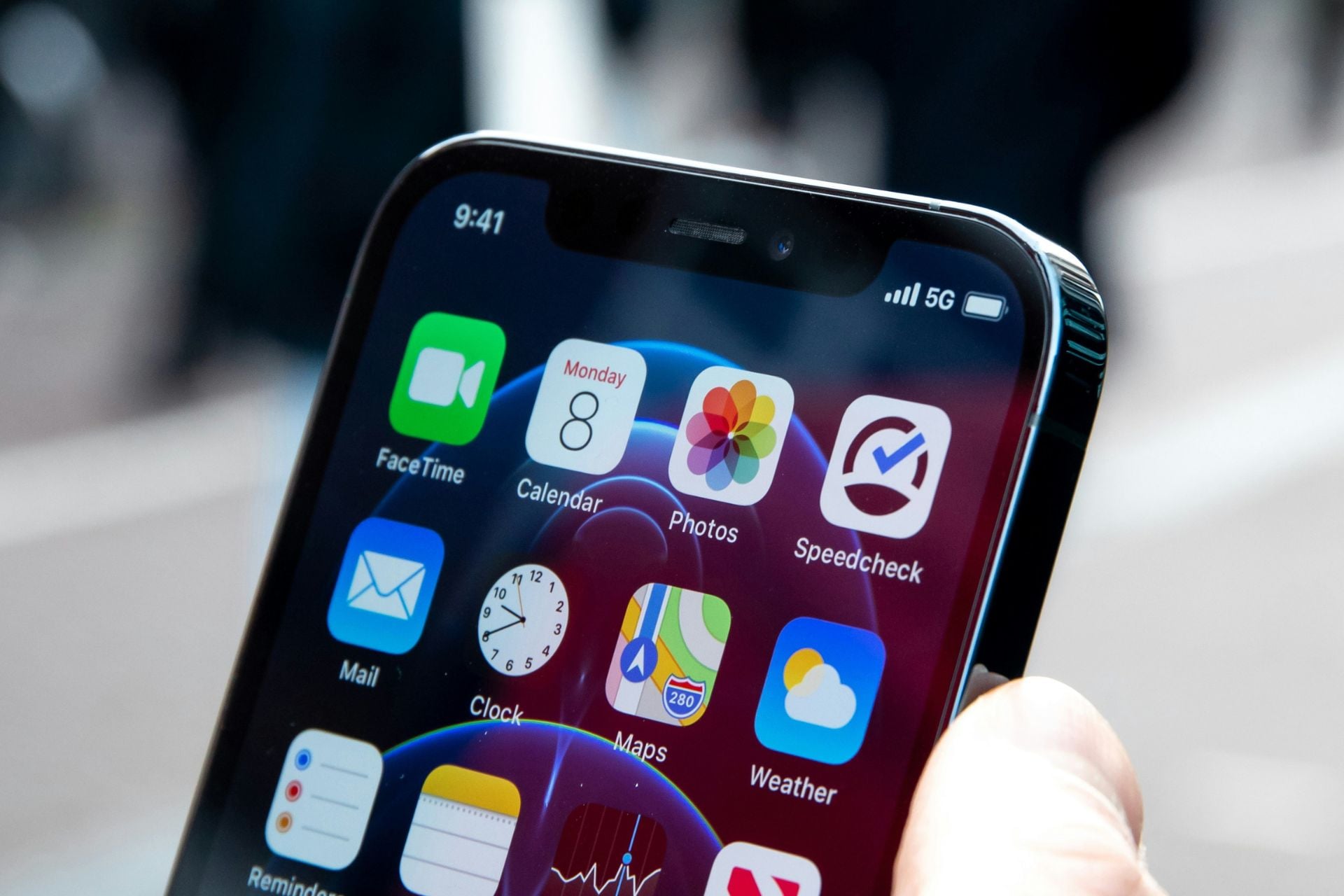 iPhone 5G