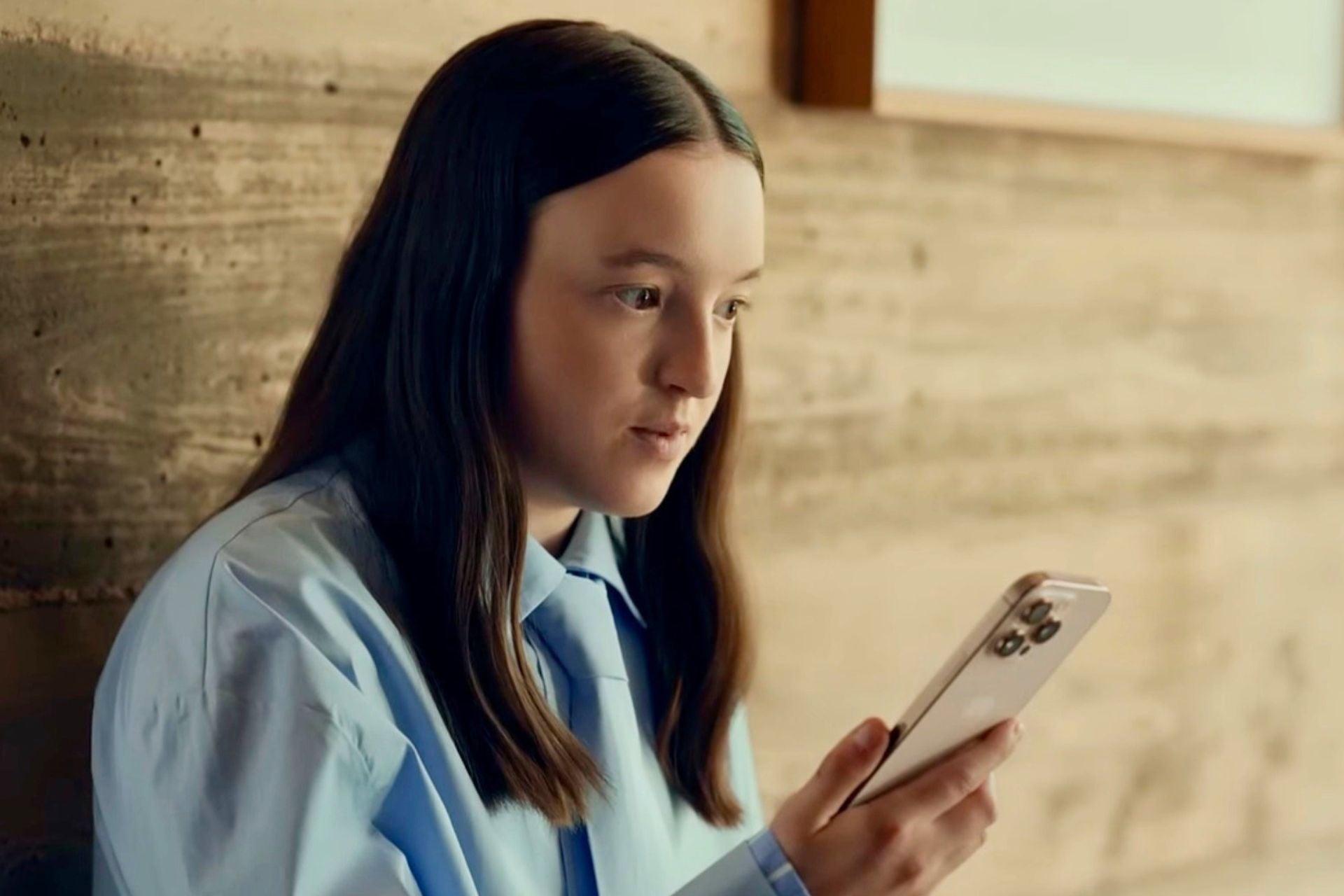 iPhone Bella Ramsey
