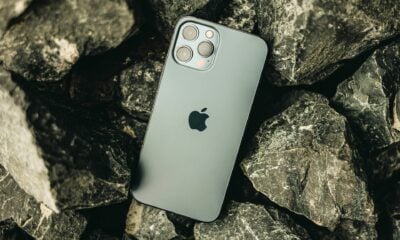 iPhone Pro pierres