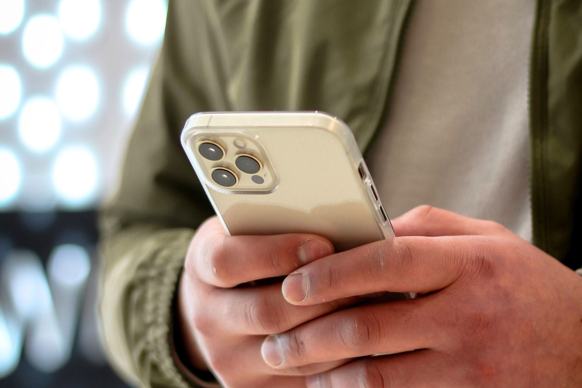 iPhone mains