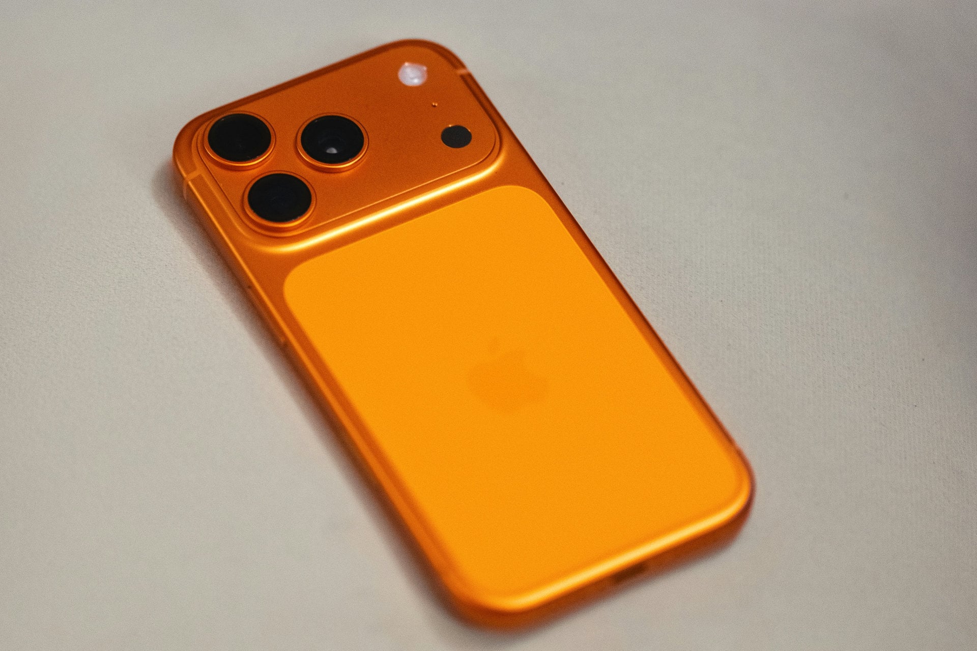 iPhone 17 pro apple iOS 27