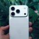 iPhone 17 Pro Max dos gris
