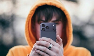 iPhone 17 pro utilisateur capuche