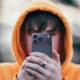 iPhone 17 pro utilisateur capuche