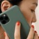 iPhone Pro appel femme
