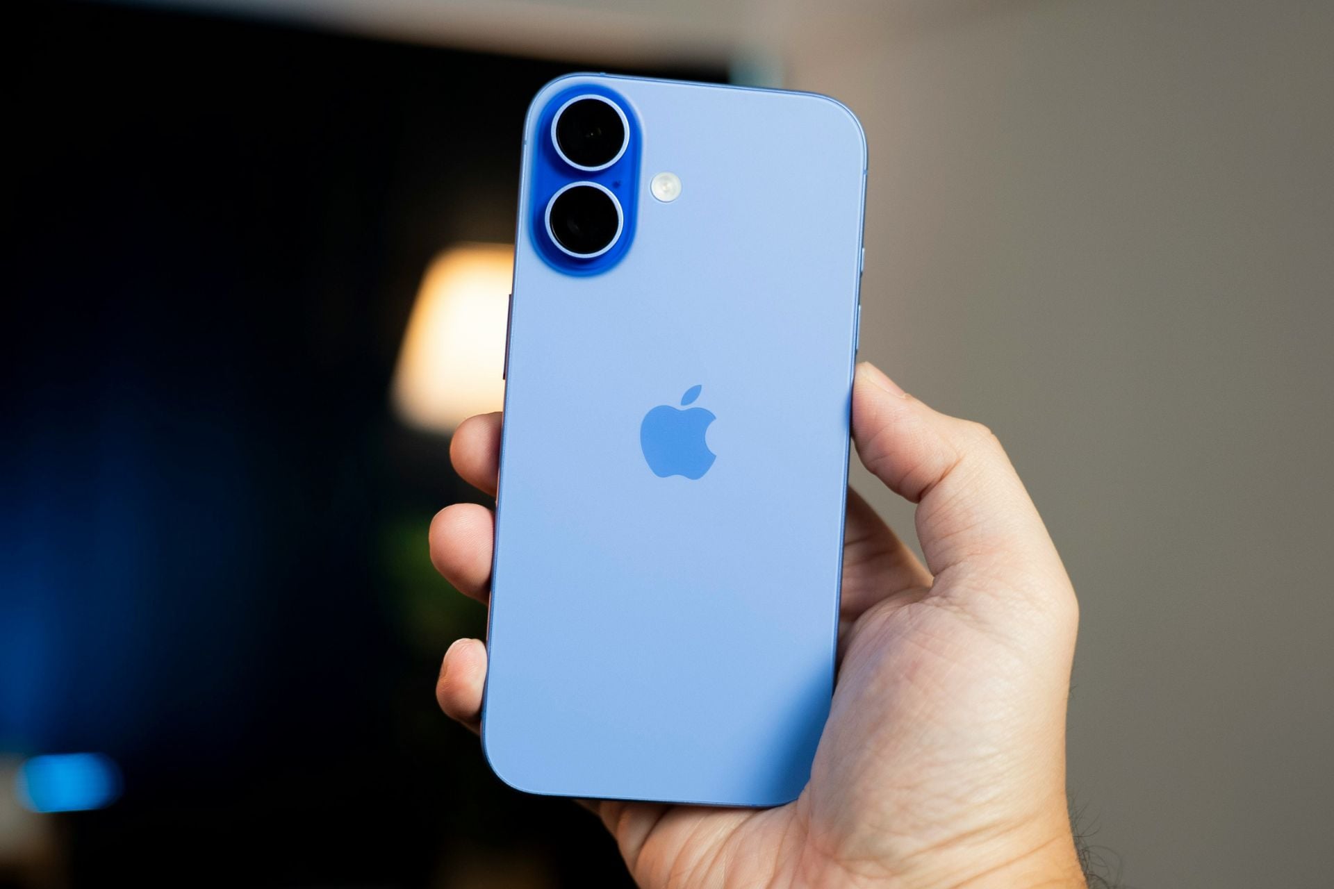 iPhone 17 bleu
