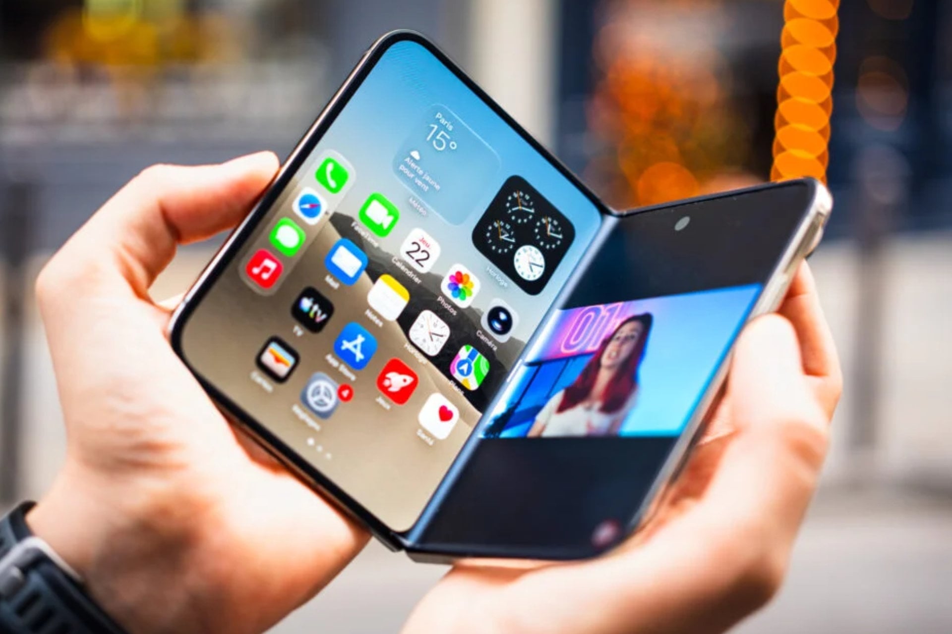 iPhone duo apple ouvert