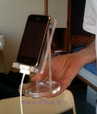 support-iphone-plexi-1.jpg, jan 2009 support-iphone-plexi-1.jpg