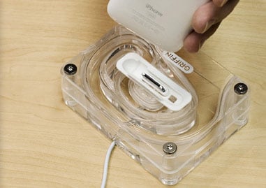 aircurve-iphone-2.jpg, avr 2009 aircurve-iphone-2.jpg