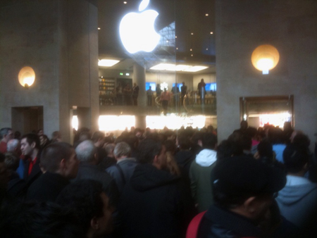 ouverture-apple-store-louvre-2.jpg, nov. 2009 ouverture-apple-store-louvre-2.jpg