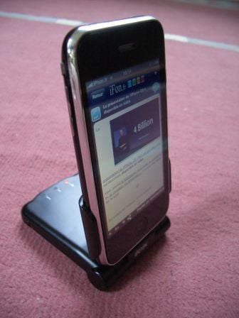 batterie-iphone-pflip-11.jpg, mai 2010 batterie-iphone-pflip-11.jpg