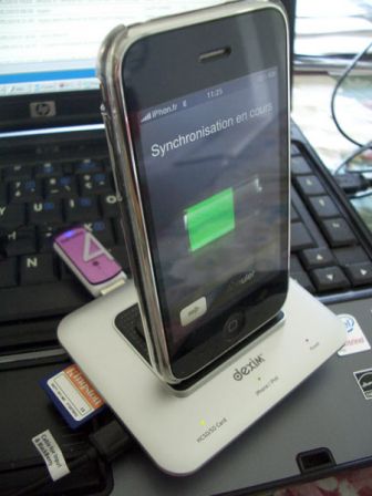 dexim-mhub-iphone-5.jpg, mai 2010 dexim-mhub-iphone-5.jpg