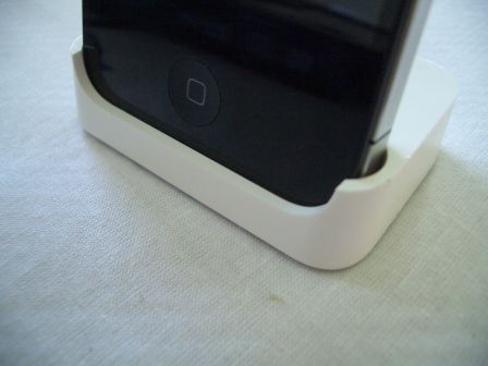 dock-iphone-4-1.JPG, juin 2010 dock-iphone-4-1.JPG