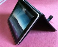 etui-ipad-noreve.jpg, juil. 2010 etui-ipad-noreve.jpg