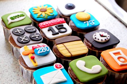 iphone-cupcakes.jpg, oct. 2010 iphone-cupcakes.jpg