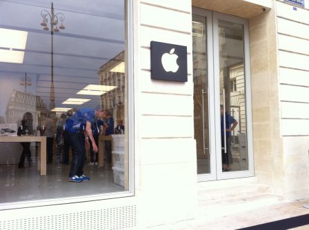 apple-store-ouverture-bordeaux-1.jpg, 2011 apple-store-ouverture-bordeaux-1.jpg