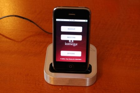 iomega-iphone-superhero-1.jpg, janv. 2011 iomega-iphone-superhero-1.jpg