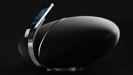zeppelin-air-iphone-1.jpg, 2011 zeppelin-air-iphone-1.jpg