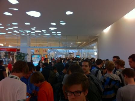 apple-store-lyon-part-dieu-1.jpg, 2011 apple-store-lyon-part-dieu-1.jpg