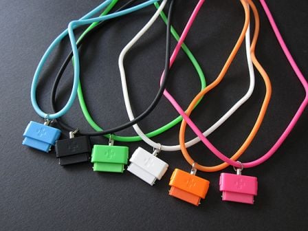 collier-iphone-2.jpg, 2011 collier-iphone-2.jpg