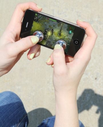 joystick-it-iphone-3.jpg, 2011 joystick-it-iphone-3.jpg