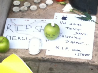 hommage-steve-jobs-9.jpg, 2011 hommage-steve-jobs-10.jpg