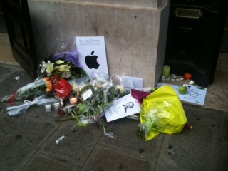 hommage-steve-jobs-9.jpg, 2011 hommage-steve-jobs-11.jpg