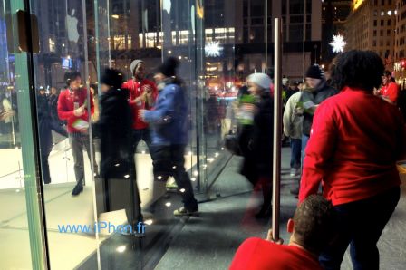 apple-store-NYC-black-friday-1.jpg, 2011 apple-store-NYC-black-friday-1.jpg