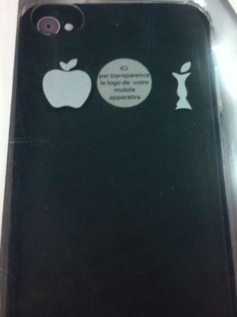coque-iphone-pomme-croquee.jpg