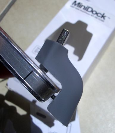 test-avis-bluelounge-minidock-iphone-ipod-5.jpg, 2011 test-avis-bluelounge-minidock-iphone-ipod-5.jpg
