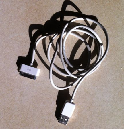 cable-prise-branchement-nouvel-iphone-ipad-ipod-2.jpg, 2011 cable-prise-branchement-nouvel-iphone-ipad-ipod-2.jpg