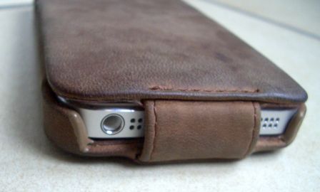 test-avis-etui-housse-cuir-noreve-iphone-5-8.jpg, 2011 test-avis-etui-housse-cuir-noreve-iphone-5-8.jpg