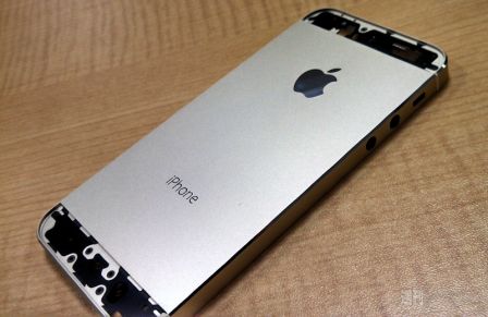 iphone-5s-champagne-2.jpg, 2011 iphone-5s-champagne-2.jpg
