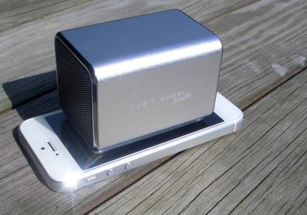 test-avis-enceinte-music-angel-iphone-10.jpg, 2011 test-avis-enceinte-music-angel-iphone-10.jpg