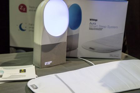 Withings-Aura-iphone-3.jpg, 2011 Withings-Aura-iphone-3.jpg