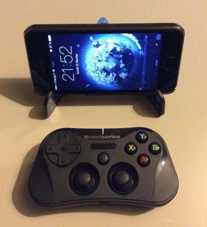 test-avis-manette-iphone-ipad-stratus-13.jpg, 2011 test-avis-manette-iphone-ipad-stratus-13.jpg