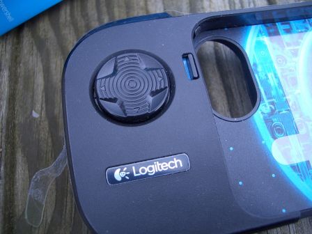 test-avis-manette-logitech-powershell-iphone-4.jpg, 2011 test-avis-manette-logitech-powershell-iphone-4.jpg