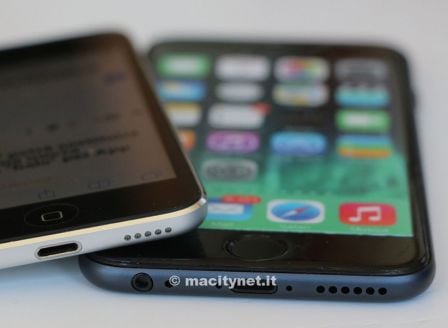 maquette-iphone-6-compare-ipod-touch-4.jpg, 2011 maquette-iphone-6-compare-ipod-touch-4.jpg