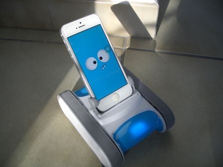 robot-romo-iphone-2.jpg, 2011 robot-romo-iphone-2.jpg