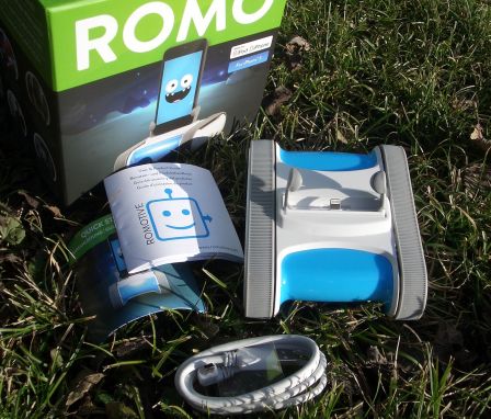 test-avis-robot-iphone-romo-2.jpg, 2011 test-avis-robot-iphone-romo-2.jpg