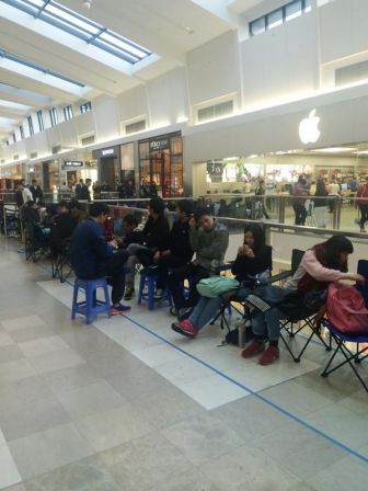 file-attente-achat-iphone-6-2.jpg, 2011 file-attente-achat-iphone-6-2.jpg