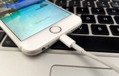 telechargement-iphone-virus.jpg, 2011 telechargement-iphone-virus.jpg
