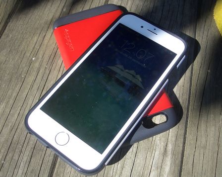 test-coque-spigen-slim-armor-6.jpg, 2011 test-coque-spigen-slim-armor-6.jpg